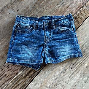 Yaso Jean Shorts Sz 8